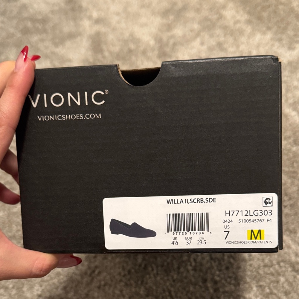 Vionic Women's Elegant Black Loafers - Picture 7 of 7